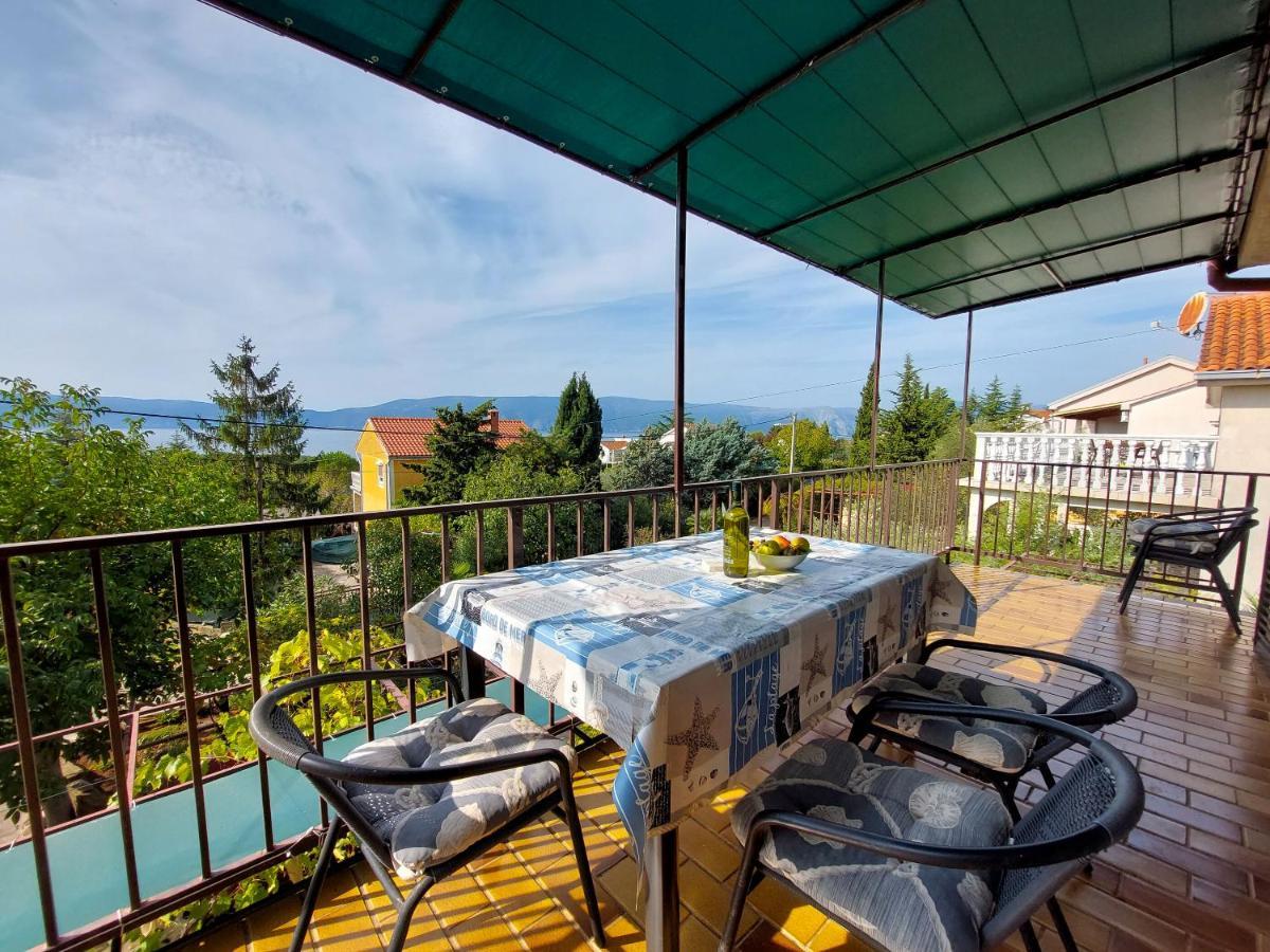 Apartments Vilim Pinezići Екстериор снимка